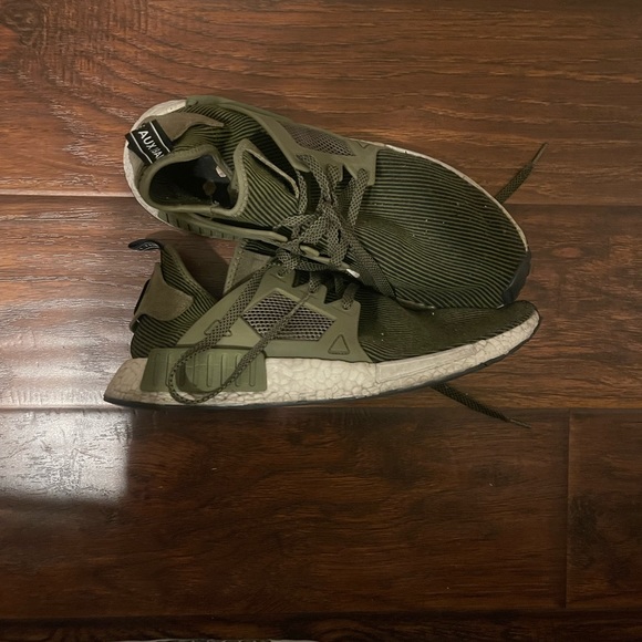 nmd xr1 olive green
